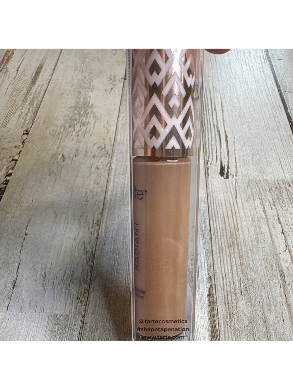tarte Shape Tape Radiant Liquid Concealer 35N Medium, Medium Coverage 0.33oz - Picture 10 of 12